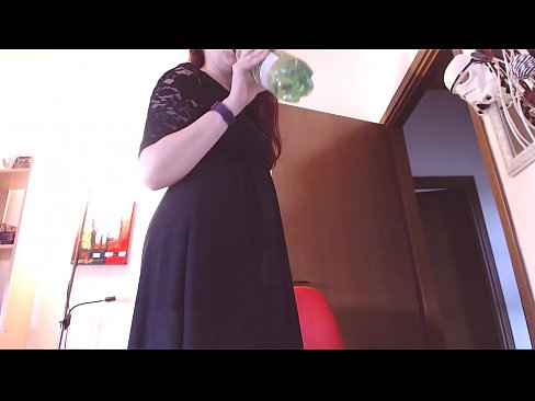 ❤️ En underdanig slave som elsker skitne og saftige truser blir tvunget til å onanere etter å ha sett denne videoen! Porno hos oss ❌️❤